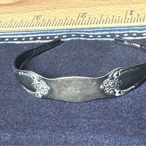 Elegant Silver Floral Bracelet Classic Spoon Style Vintage